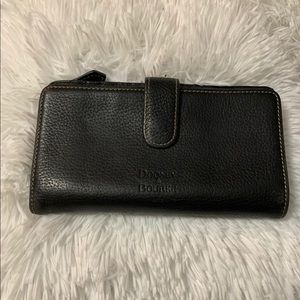Dooney wallet
